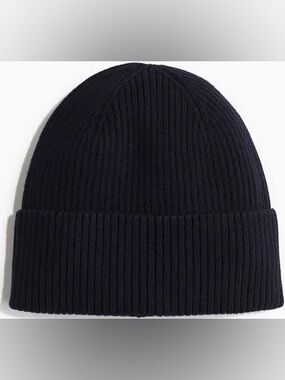 KIT AND ACE NAVY BEANIE